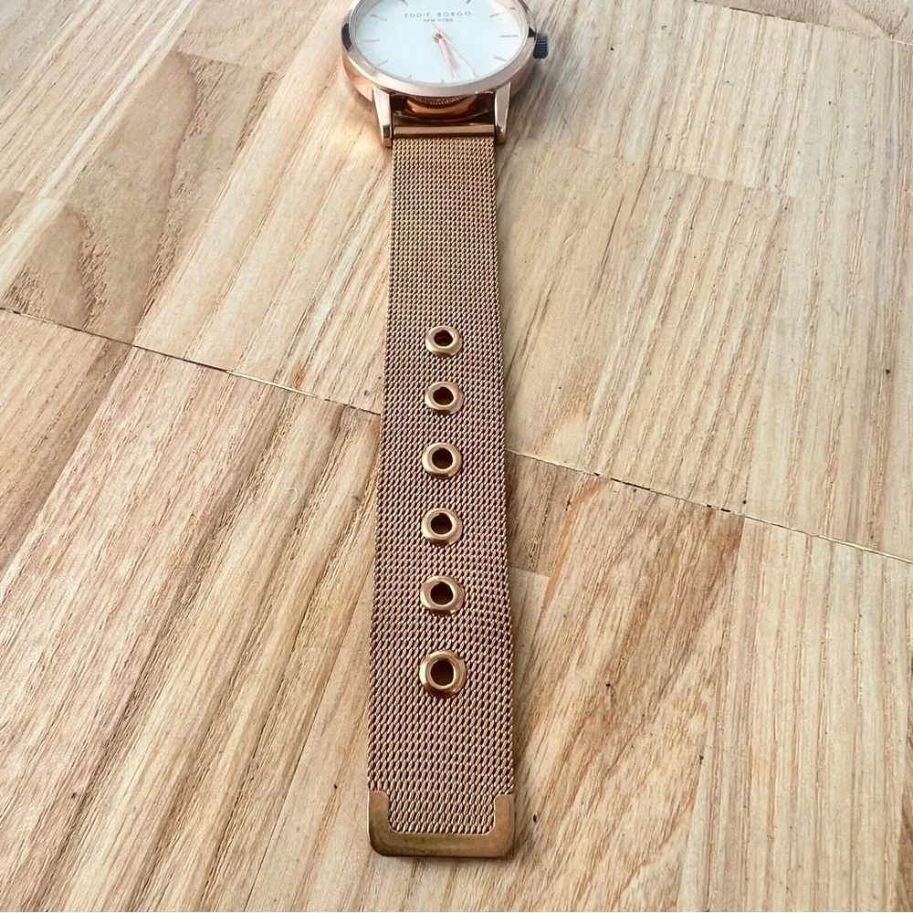 Eddie Borgo New York ladies rose gold tone dress watch NEW BATTERY